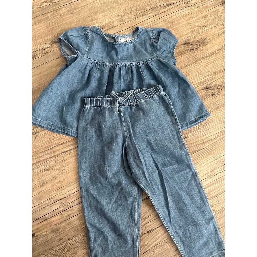 Old navy - 2T - 2 pcs top and pant chambray set